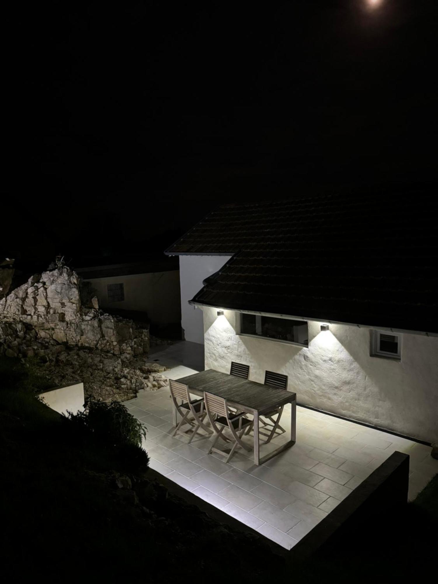 Maison Au Bord De L'Eau Les Roches Rochefort-sur-Nenon Buitenkant foto