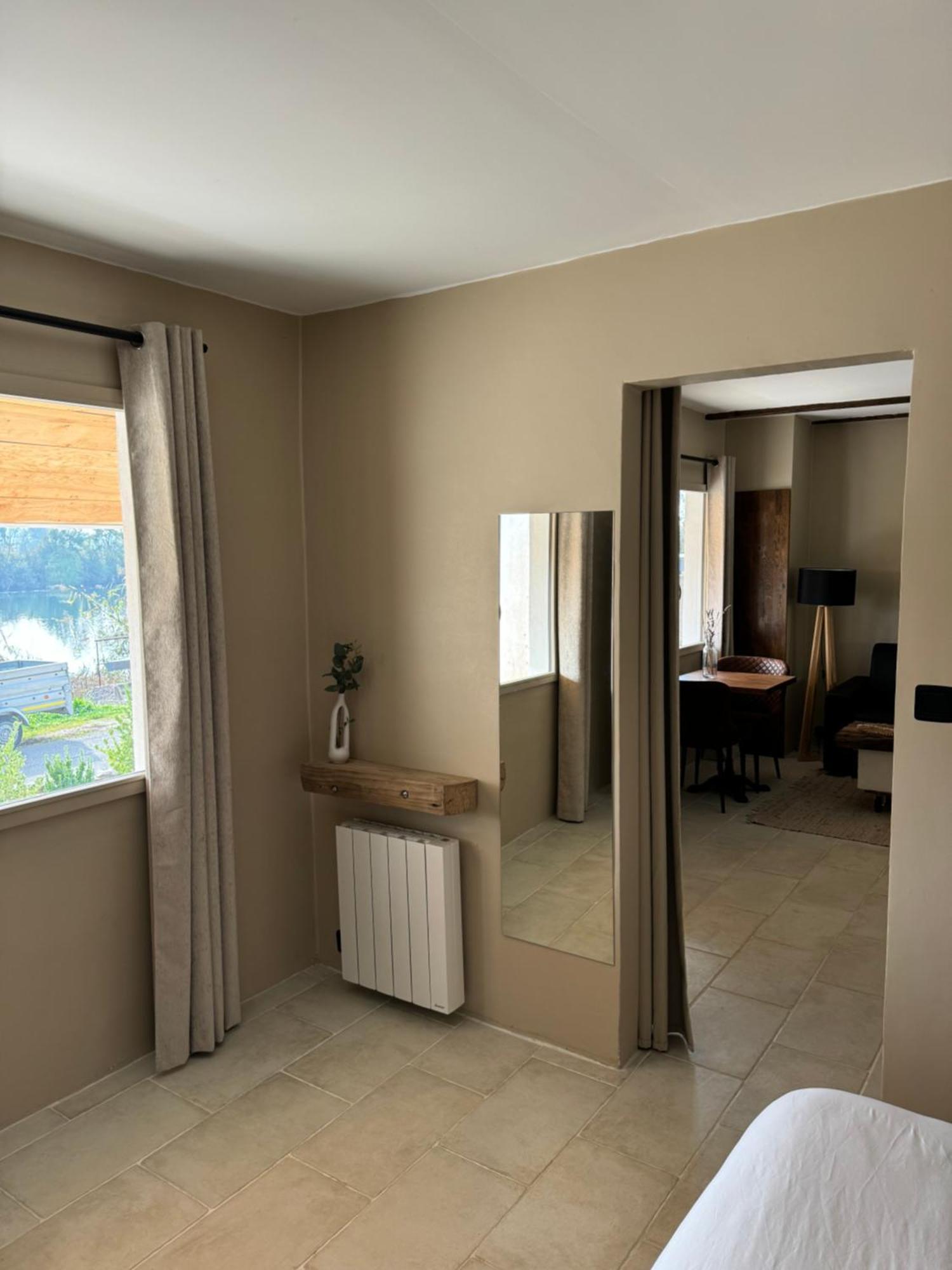 Maison Au Bord De L'Eau Les Roches Rochefort-sur-Nenon Buitenkant foto
