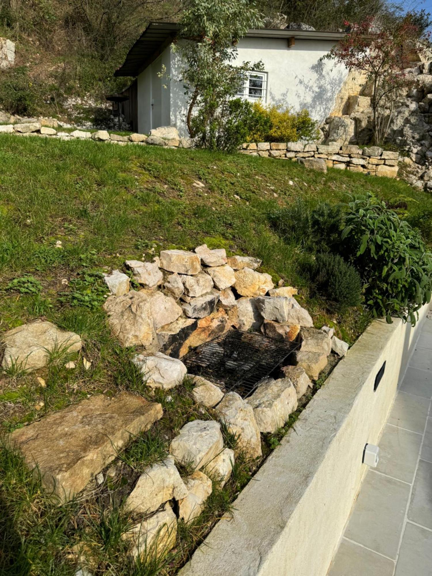 Maison Au Bord De L'Eau Les Roches Rochefort-sur-Nenon Buitenkant foto